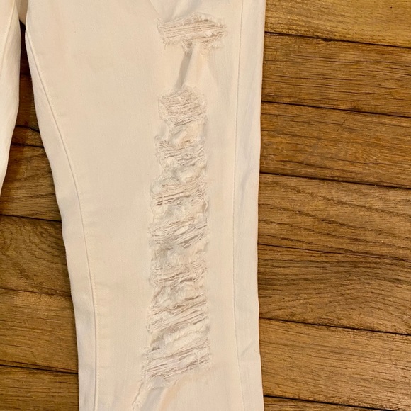 FRAME Denim Le Skinny de Jeanne Distressed Midrise - Picture 6 of 8